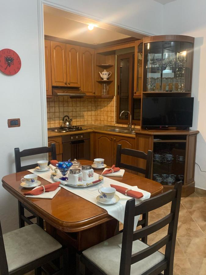 Vila Demaj! Free Parking Berat Exterior foto